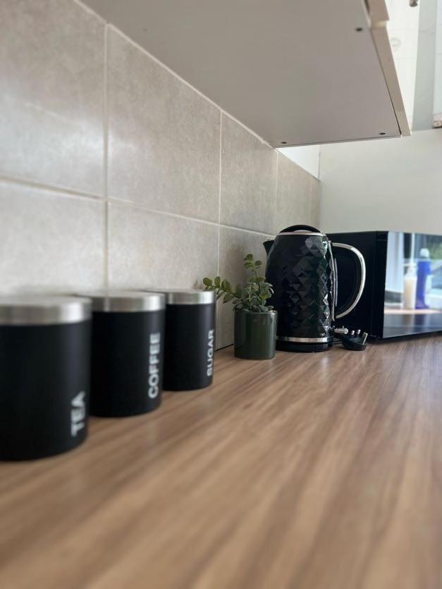 Moorfield Street Guesthouse Лидс Экстерьер фото
