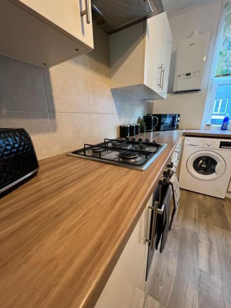 Moorfield Street Guesthouse Лидс Экстерьер фото