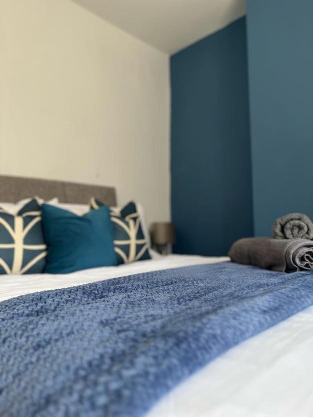 Moorfield Street Guesthouse Лидс Экстерьер фото